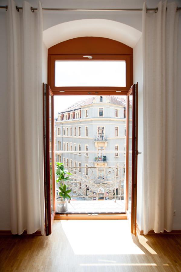 1-Raum-Wohnung Zentral Gelegen Dresden Exterior foto